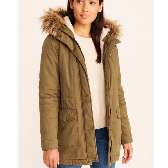 Abercrombie & Fitch Sherpa Military Parka in Olive Green Green - Picture 1 of 8